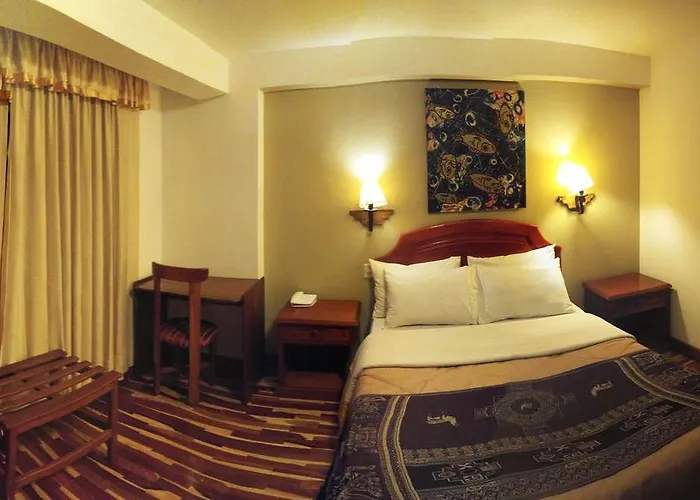 Hotel Kayara Cusco 3*